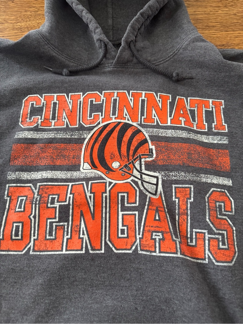 NFL Gray and Orange Cincinnati Bengals Crewneck Sweatshirt - Picture 5 of 7